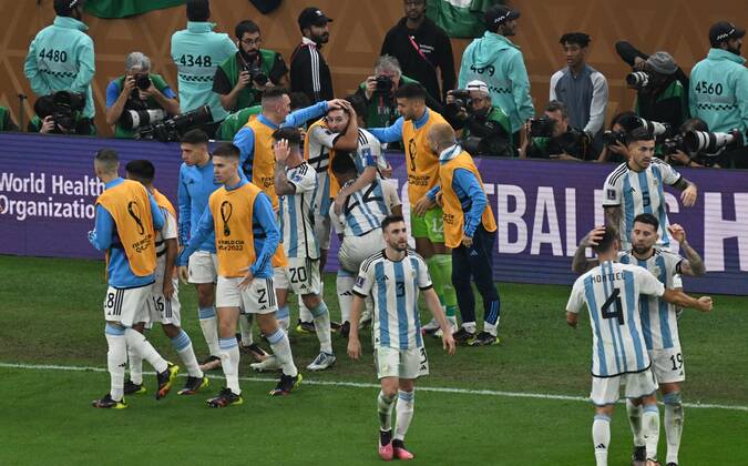 Qatar Soccer World Cup Argentina - France 8342322 18.12.2022 Argentina s players celebrate a goal during the Qatar 2022 World Cup final match between Argentina and France at the Lusail Iconic Stadium, in Lusail, Qatar. Grigory Sysoev Sputnik Lusail Qatar  Copyright: xGrigoryxSysoevx