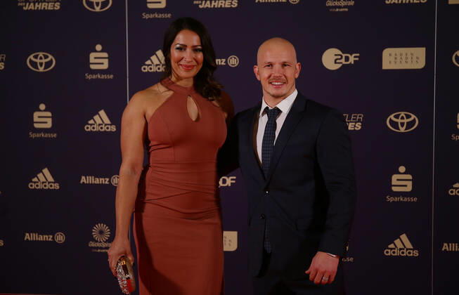 Baden-Baden , Sportler des Jahres 2022 , Fabian Hambüchen mit Frau Viktoria