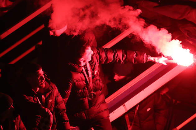 Croatia victory parade Ante Budimir lit flare during Croatia team victory parade at Ban Jelacic square (following their victory over Morocco in the 2022 FIFA World Cup, WM, Weltmeisterschaft, Fussball bronze medal match the previous day) on December 18, 2022 in Zagreb, Croatia. LukaxStanzl PIXSELL