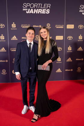 Marcel Nguyen und Noemi Peschel, Sportler des Jahres, Verleihung der Ehrung im Jahre 2022, 18.12.2022, Eibner-Pressefoto Sascha Walther Sportler des Jahres, Verleihung der Ehrung im Jahre 2022, 18.12.2022 Baden-Baden Copyright: xEibner-Pressefotox EP_EER