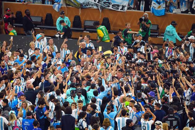 Mandatory Credit: Photo by Javier Garcia Shutterstock (13670815la) Argentina players celebrate after winning the World Cup final Argentina v France, FIFA World Cup, WM, Weltmeisterschaft, Fussball 2022, Final, Football, Lusail Stadium, Al Daayen, Qatar - 18 Dec 2022 Editorial Use Only Argentina v France, FIFA World Cup 2022, Final, Football, Lusail Stadium, Al Daayen, Qatar - 18 Dec 2022 Editorial Use Only Copyright: xJavierxGarcia Shutterstockx 13670815la