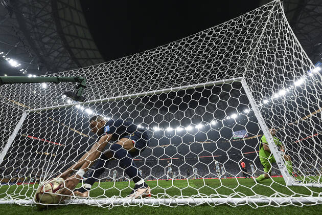 (221218) -- LUSAIER, Dec. 18, 2022 -- Kylian Mbappe of France celebrates his goal during the Final between Argentina and France at the 2022 FIFA World Cup, WM, Weltmeisterschaft, Fussball at Lusail Stadium in Lusail, Qatar, Dec. 18, 2022. ) (SP)QATAR-LUSAIL-2022 WORLD CUP-FINAL-ARG VS FRA LixGa