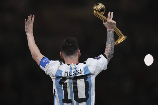 (221218) -- LUSAIL, Dec. 18, 2022 -- Lionel Messi of Argentina celebrates with his golden ball trophy during the awarding ceremony of the 2022 FIFA World Cup, WM, Weltmeisterschaft, Fussball at Lusail Stadium in Lusail, Qatar, Dec. 18, 2022. ) (SP)QATAR-LUSAIL-2022 WORLD CUP-FINAL-ARG VS FRA CaoxCan