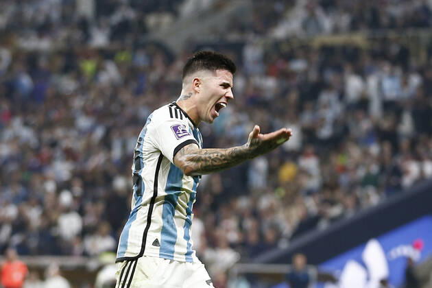 LUSAIL, QATAR - DECEMBER 18: Player of Argentina Enzo Fernandez reacts during the FIFA World Cup, WM, Weltmeisterschaft, Fussball Qatar 2022 Final match between Argentina and France at Lusail Stadium on December 18, 2022 in Lusail, Qatar. (Photo by Florencia Tan Jun PxImages Icon Sportwire) SOCCER: DEC 18 FIFA World Cup Final - France v Argentina Icon2212181574