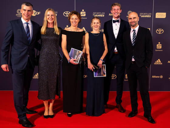 4. v. links: Majtie Kolberg (Leichtathletik, 800 Meter), 5. v.l. Manuel Sanders (400 Meter), Sportler des Jahres, Verleihung der Ehrung im Jahre 2022, 18.12.2022, Eibner-Pressefoto Sascha Walther Sportler des Jahres, Verleihung der Ehrung im Jahre 2022, 18.12.2022 Baden-Baden Copyright: xEibner-Pressefotox EP_EER