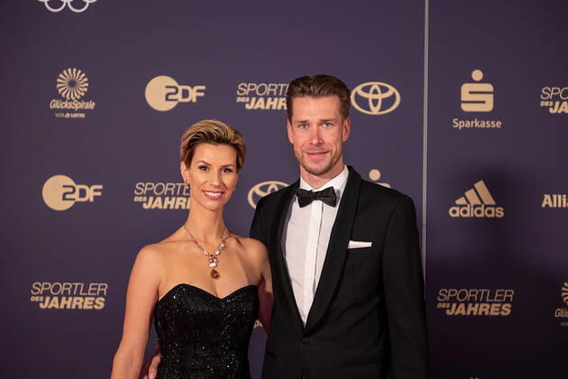 Roger Kluge mit Ehefrau Judith, Sportler des Jahres, Verleihung der Ehrung im Jahre 2022, 18.12.2022, Eibner-Pressefoto Sascha Walther Sportler des Jahres, Verleihung der Ehrung im Jahre 2022, 18.12.2022 Baden-Baden Copyright: xEibner-Pressefotox EP_EER