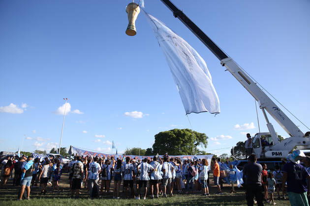 December 20, 2022, ciudad Autonoma, Buenos aires, Argentina: Argentina world champion of the Qatar cup 2022 arrived in argentina at the ezeiza airport ciudad Autónoma Argentina - ZUMAc230 0196943527st Copyright: xVirginiaxChailex