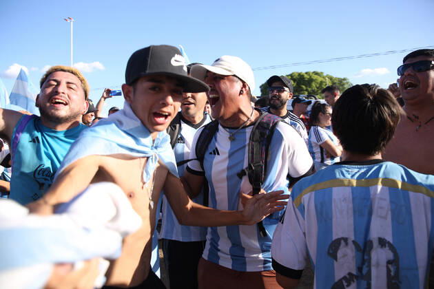 December 20, 2022, ciudad Autonoma, Buenos aires, Argentina: Argentina world champion of the Qatar cup 2022 arrived in argentina at the ezeiza airport ciudad Autónoma Argentina - ZUMAc230 0196943541st Copyright: xVirginiaxChailex
