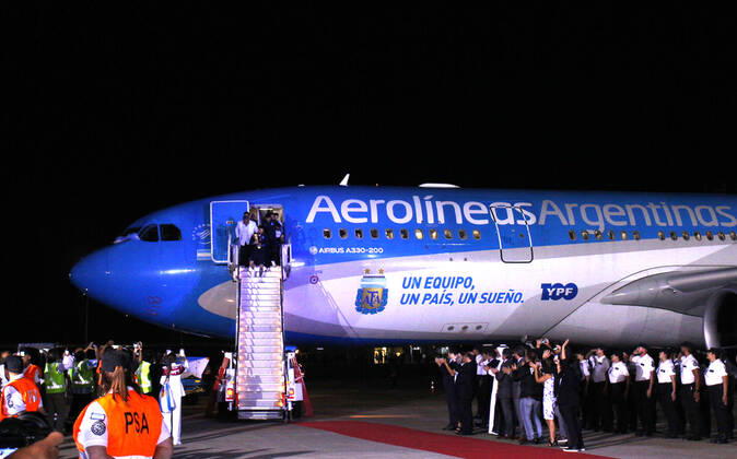 December 20, 2022, ciudad Autonoma, Buenos aires, Argentina: Argentina world champion of the Qatar cup 2022 arrived in argentina at the ezeiza airport ciudad Autónoma Argentina - ZUMAc230 0196964975st Copyright: xVirginiaxChailex