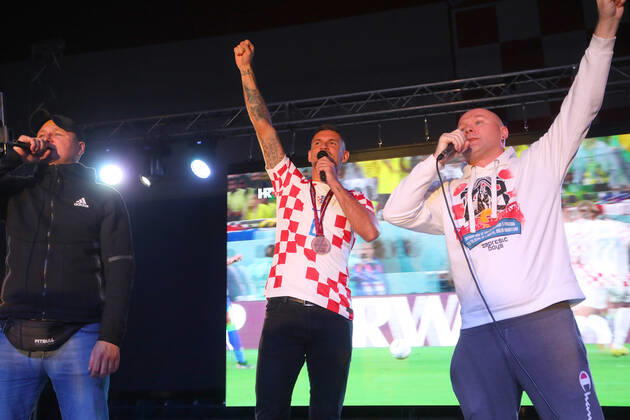 PXL_Dejan Lovren welcome ceremony Welcome ceremony for the Croatian national team, Nationalteam player Dejan Lovren after Croatia won bronze medal at the 2022 FIFA World Cup, WM, Weltmeisterschaft, Fussball in Qatar; in Karlovac; Croatia; KristinaxStedulxFabac PIXSELL