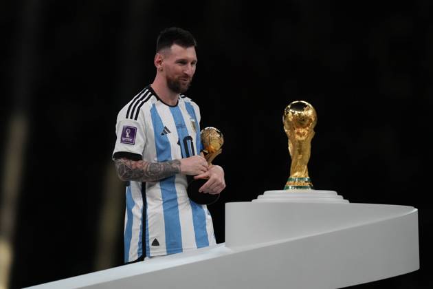 LUSAIL, QATAR - DECEMBER 18: Player of Argentina Lionel Messi receives the World Cup 2022 Golden Ball award after the FIFA World Cup, WM, Weltmeisterschaft, Fussball Qatar 2022 Final match between Argentina and France on December 18, 2022, at Lusail Iconic Stadium in Lusail, Qatar. (Photo by Florencia Tan Jun PxImages Icon Sportswire) SOCCER: DEC 18 FIFA World Cup Final - France v Argentina Icon221218101