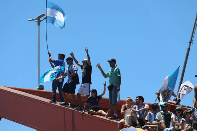 December 20, 2022: World Cup 2022: Argentina s victory parade in Buenos Aires. The victorious Argentine football team arrive back in Buenos Aires to a welcome from hundreds of thousands of fans. - ZUMAs180 0197020018st Copyright: xClaudioxSantistebanx