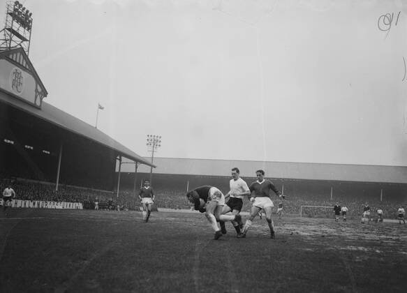 Manchester United, ManU V TOTTENHAM HOTSPUR FOOTBALL MATCH 23 JANUARY 1960 United Kingdom England Copyright: xTopFotox IPU387892