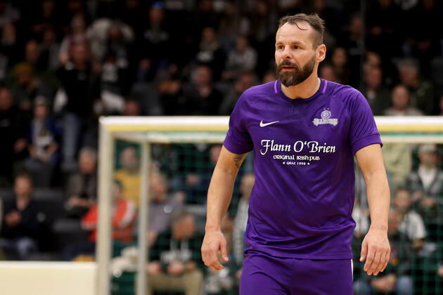 SOCCER - Lions Benefiz Turnier GRAZ,AUSTRIA,27.DEC.22 - SOCCER - Lions Benefiz Legenden Hallenfussball Turnier. Image shows Roman Wallner (A.Wien).  GEPAxpictures xHansxOberlaender