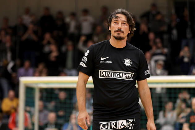 SOCCER - Lions Benefiz Turnier GRAZ,AUSTRIA,27.DEC.22 - SOCCER - Lions Benefiz Legenden Hallenfussball Turnier. Image shows Ivo Vastic (Sturm).  GEPAxpictures xHansxOberlaender