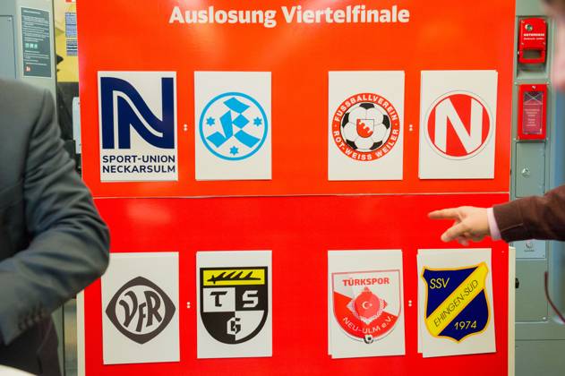Gesamtuebersicht der Auslosungen GER, Stuttgart, Auslosung für die Viertelfinal- und Halbfinal-Partien im DB Regio-wfv-Pokal der Herren 2022 23, 20.01.2023, Hauptbahnhof Stuttgart. Gleis 1 in einem Elektrotriebwagen der Baureihe 442 von Bombardier, der üblicherweise auf der Gäu- bzw. Murrbahn verkehrt. GER, Stuttgart, DB Regio-wfv-Pokal der Herren 2022 23 Copyright: xSandyxDinkelackerx EP_SDR