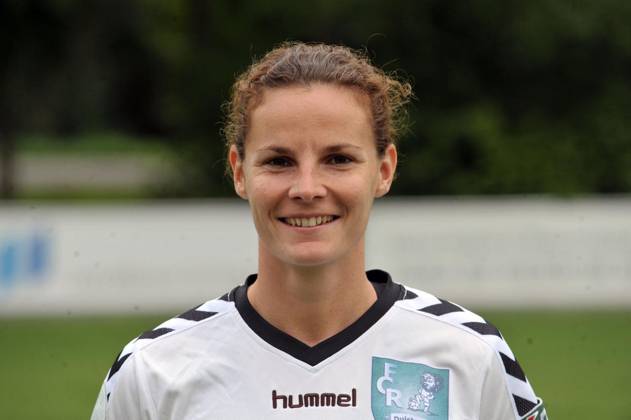 DFB Frauenfussballbundesliga 2010 2011 Copyright: FriedhelmxGeinowski