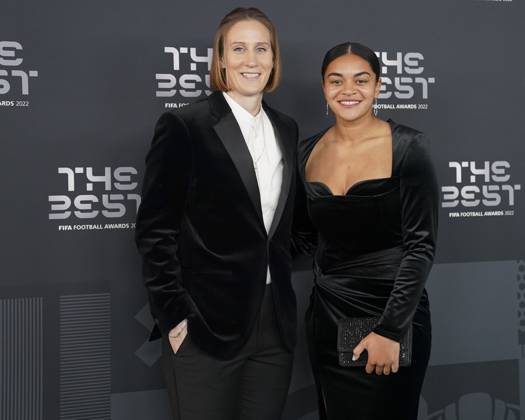 Paris, France, February 27th 2023: Ann-Katrin Berger goalkeeper for Germany and Chelsea with her girlfriend Chelsea defender Jess Carter during the The Best FIFA Football Awards 2022 at Salle Pleyel in Paris, France. (Daniela Porcelli SPP) Copyright: xDanielaxPorcellix xSPPx spp-en-DaPoSp-djp270223-100993
