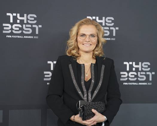 Paris, France, February 27th 2023: England manager Sarina Wiegman arrives at The Best FIFA Football Awards 2022 at Salle Pleyel in Paris, France. (Daniela Porcelli SPP) Copyright: xDanielaxPorcellix xSPPx spp-en-DaPoSp-djp270223-101258
