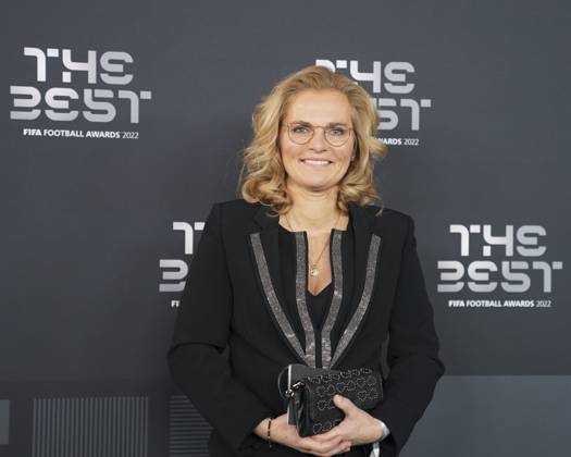 Paris, France, February 27th 2023: England manager Sarina Wiegman arrives at The Best FIFA Football Awards 2022 at Salle Pleyel in Paris, France. (Daniela Porcelli SPP) Copyright: xDanielaxPorcellix xSPPx spp-en-DaPoSp-djp270223-101258