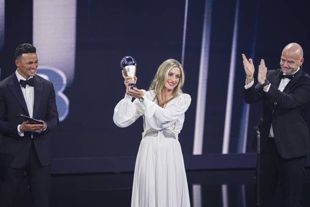 Paris, France, February 27th 2023: Spain and Barcelona midfielder Alexia Putellas win The Best Women?s Player at The Best FIFA Football Awards 2022 at Salle Pleyel in Paris, France. (Daniela Porcelli SPP) Copyright: xDanielaxPorcellix xSPPx spp-en-DaPoSp-djp270223-102134