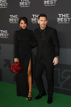 Lionel Messi et Antonella Roccuzzo FOOTBALL : The Best FIFA Football Awards 2022 - 27 02 2023 MichaelBaucher Panoramic 