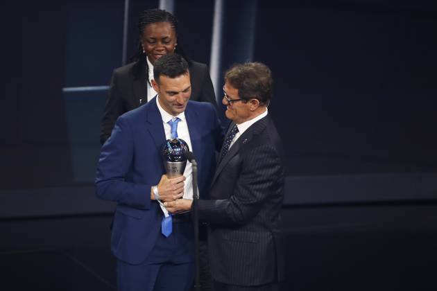 Lionel Scaloni FOOTBALL : The Best FIFA Football Awards 2022 - 27 02 2023 MichaelBaucher Panoramic 