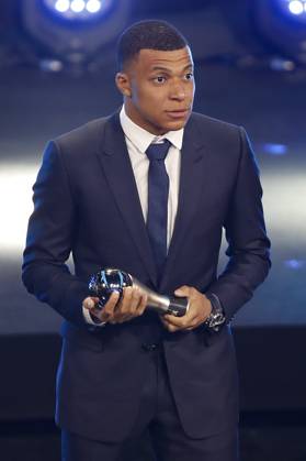 Kylian Mbappe FOOTBALL : The Best FIFA Football Awards 2022 - 27 02 2023 MichaelBaucher Panoramic 