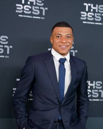 Paris, France, February 27th 2023: France and PSG attacker Kylian MbappÃ arrives at the The Best FIFA Football Awards 2022 at Salle Pleyel in Paris, France. (Daniela Porcelli SPP) Copyright: xDanielaxPorcellix xSPPx spp-en-DaPoSp-20230227-DP101717