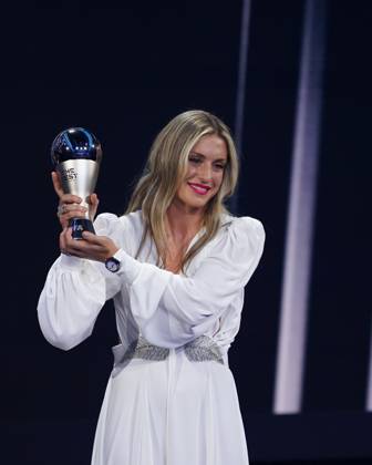 Paris, France, February 27th 2023: Spain and Barcelona midfielder Alexia Putellas win The Best Women?s Player at The Best FIFA Football Awards 2022 at Salle Pleyel in Paris, France. (Daniela Porcelli SPP) Copyright: xDanielaxPorcellix xSPPx spp-en-DaPoSp-20230227-DP102132