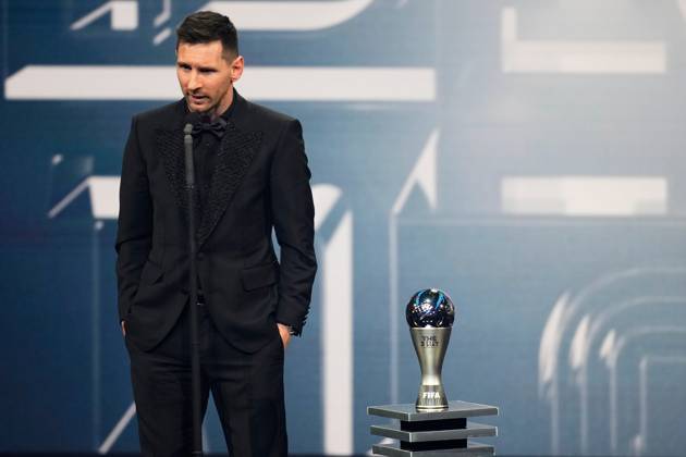 (230228) -- PARIS, Feb. 28, 2023 -- Argentina s Lionel Messi speaks after receiving the Best FIFA Men s Player Award during the Best FIFA Football Awards 2022 ceremony in Paris, France, Feb. 27, 2023. (Photo by Xinhua) (SP)FRANCE-PARIS-FOOTBALL-BEST FIFA MEN S PLAYER AWARD-MESSI GlennxGervot 