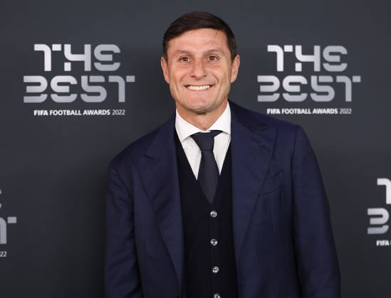The Best FIFA Football Awards 2022 - Show Javier Zanetti poses for a photo on the Green Carpet ahead of The Best FIFA Football Awards 2022 on February 27, 2023 in Paris, France. Paris France  Copyright: xRaddadxJebarahx originalFilename:jebarah-notitle230227_npV1j.jpg