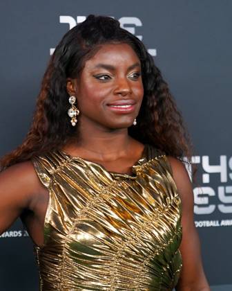 Paris, France, February 27th 2023: Eniola Aluko (former football player of England) on the green carpet at arrival during the The Best FIFA Football Awards 2022 at Salle Pleyel in Paris, France. (Daniela Porcelli SPP) Copyright: xDanielaxPorcellix xSPPx spp-en-DaPoSp-20230227-DP101073