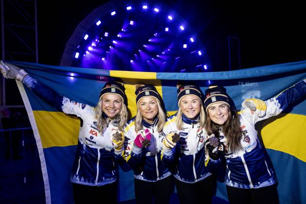 Sport Bilder des Tages KRANJSKA GORA 20230303 Sveriges bronslag i stafett 4x5 km; Emma Ribom, Frida Karlsson, Maja Dahlqvist och Ebba Andersson i samband med medaljceremonin vid skid-VM i Planica, Slovenien. KRANJSKA GORA Slovenien skidor x10430x Copyright: xChristinexOlsson TTx SKID-VM 2023