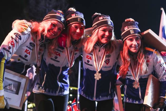 NORDIC SKIING - FIS Nordic WC Planica 2023 KRANJSKA GORA,SLOVENIA,03.MAR.23 - NORDIC SKIING, CROSS COUNTRY SKIING - FIS Nordic World Ski Championships, 4x5km relay, ladies, medal plaza, award ceremony. Image shows he swedish team. Keywords: medal.  GEPAxpictures xPatrickxSteiner