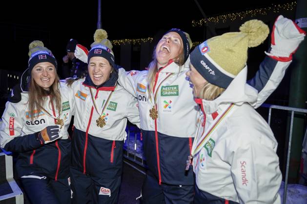 Ski WC 2023 medal ceremony Planica, Slovenia 20230303 Tiril Udnes Weng, Astrid oyre Slind, Ragnhild Flugstad ostberg and Anne Kjersti Kalva celebrate after receiving the gold medals after winning WC gold in the womens relay during the Ski WC 2023 in Planica, Slovenia Photo Heiko Junge NTB Photo Heiko Junge NTB Planica Slovenia EDITORIAL USE ONLY RESTRICTED USE FOR BETTING COMPANIES  Copyright: xHeikoxJungex xNTBx