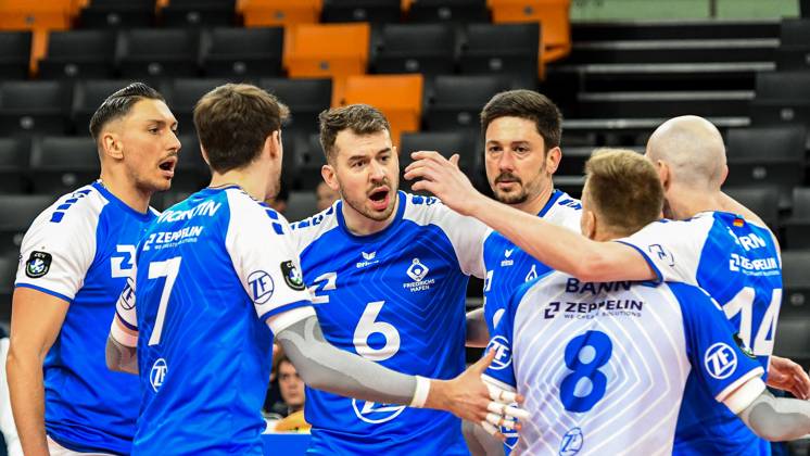 GER, 2023 CEV Volleyball Champions League, VfB Friedrichshafen (GER) vs Jastrzebski Wegiel (POL) 09.03.2023, ratiopharm Arena, Neu-Ulm, GER, 2023 CEV Volleyball Champions League, VfB Friedrichshafen (GER) vs Jastrzebski Wegiel (POL), Viertelfinale, im Bild Andre Brown (Friedrichshafen, 18), Luciano Vicentin (Friedrichshafen, 7), Michal Superlak (Friedrichshafen, 6), Dejan Vincic (Friedrichshafen, 9), Blair Bann (Friedrichshafen, 8), Ziga Stern (Friedrichshafen, 14)