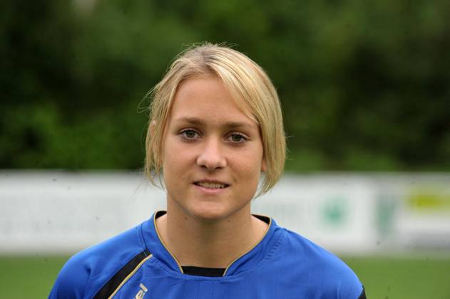 DFB Frauenfussballbundesliga 2010 2011 Copyright: FriedhelmxGeinowski