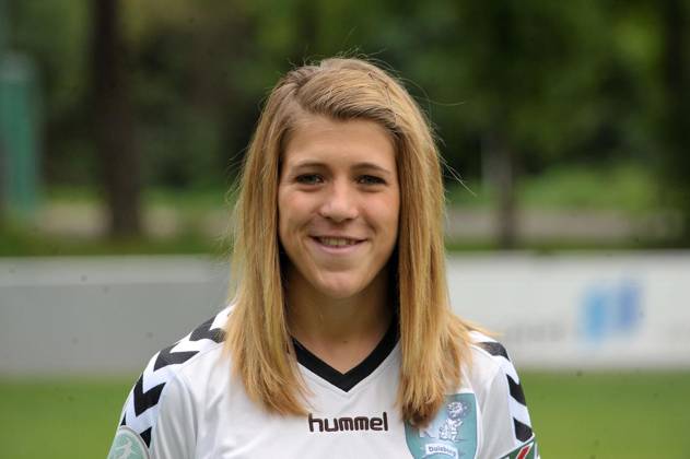 DFB Frauenfussballbundesliga 2010 2011 Copyright: FriedhelmxGeinowski