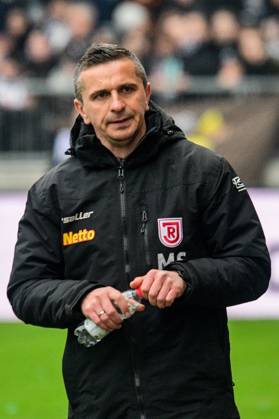 Trainer Mersad Selimbegovic ( Regensburg ) Deutschland , Hamburg , Millerntorstadion Fussball , 2. Fussball Bundesliga , FC St Pauli - SSV Jahn Regensburg