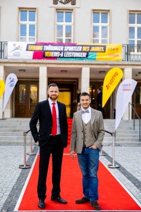 21.04.23, GER, Saison 22, Maenner Frauen Mannschaft, Ehrung Thüringer Sportler des Jahres 2022 der Landessportbund und die Stiftung Thüringer Sporthilfe ehren die Thüringer Sportler des Jahres 2022, im Bild zu sehen die Thüringer Mannschaft des Jahres Toni Eggert und Sascha Benecken Ilmenau Festhalle Ilmenau Thüringen Deutschland