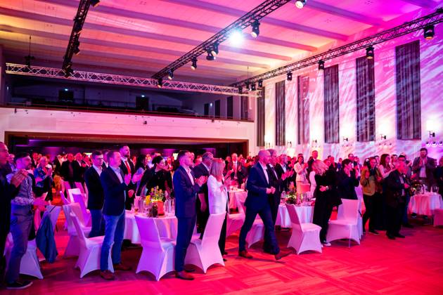 21.04.23, GER, Saison 22, Maenner Frauen Mannschaft, Ehrung Thüringer Sportler des Jahres 2022 der Landessportbund und die Stiftung Thüringer Sporthilfe ehren die Thüringer Sportler des Jahres 2022, im Bild zu sehen ist das Puplikum Sportler Gäste Ilmenau Festhalle Ilmenau Thüringen Deutschland