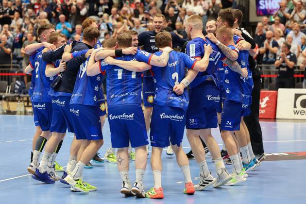 GER, LIQUI MOLY HBL, Bergischer HC vs. Fuechse Berlin 14.05.2023, Mitsubishi Electric HALLE, Duesseldorf, GER, LIQUI MOLY HBL, Bergischer HC vs. Fuechse Berlin , im Bild: BHC freut sich nach Ende des Spiels ueber den Sieg