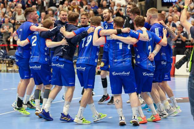 GER, LIQUI MOLY HBL, Bergischer HC vs. Fuechse Berlin 14.05.2023, Mitsubishi Electric HALLE, Duesseldorf, GER, LIQUI MOLY HBL, Bergischer HC vs. Fuechse Berlin , im Bild: BHC freut sich nach Ende des Spiels ueber den Sieg