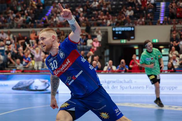 GER, LIQUI MOLY HBL, Bergischer HC vs. Fuechse Berlin 14.05.2023, Mitsubishi Electric HALLE, Duesseldorf, GER, LIQUI MOLY HBL, Bergischer HC vs. Fuechse Berlin , im Bild: Torjubel Jubel Jubellauf, Tom Kare Nikolaisen (BHC 30),