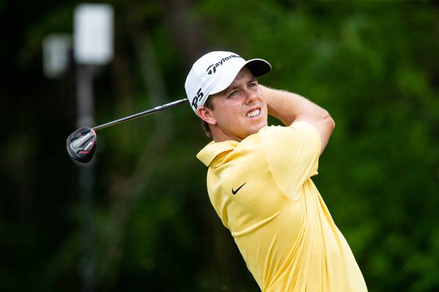 FORTH WORTH, TX - MAY 25: David Pierceson Coody of United States tees off on hole 6 during the first round of the Charles Schwab Challenge on May 24, 2023, at Colonial Country Club in Fort Worth, Texas. (Photo by Aric Becker Icon Sportswire) GOLF: MAY 25 PGA, Golf Herren - Charles Schwab Challenge EDITORIAL USE ONLY Icon230525119
