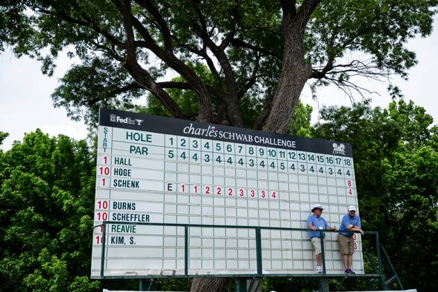 FORTH WORTH, TX - MAY 25: General Photo Colonial Country Club scoreboard during the first round of the Charles Schwab Challenge on May 24, 2023, at Colonial Country Club in Fort Worth, Texas. (Photo by Aric Becker Icon Sportswire) GOLF: MAY 25 PGA, Golf Herren - Charles Schwab Challenge EDITORIAL USE ONLY Icon23052578