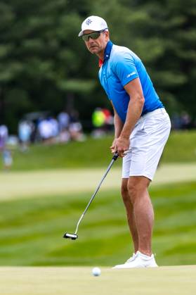 May 28, 2023, Potomac Falls, Virginia, USA: HENRIL STENSON putts on the second hole during the final round of the LIV Golf DC event at Trump National Golf Club. Potomac Falls USA - ZUMAb237 20230528_znp_b237_040 Copyright: xRobertxBlakleyx