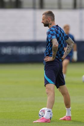 Training of the Croatian national football team Marcelo Brozovic of Croatia at the training of the Croatian national football team on the field of Feyenoord s football academy in Rotterdam, Netherlands on June 17, 2023. LukaxStanzl PIXSELL
