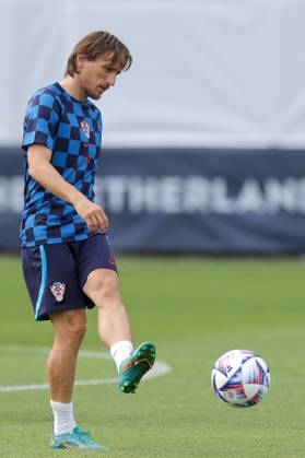 Training of the Croatian national football team Luka Modric of Croatia at the training of the Croatian national football team on the field of Feyenoord s football academy in Rotterdam, Netherlands on June 17, 2023. LukaxStanzl PIXSELL